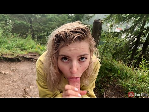 ❤️ Vajza gëlltitet sperma pas një blowjob publike - Eva Elfi ❤️❌ Porno tek ne